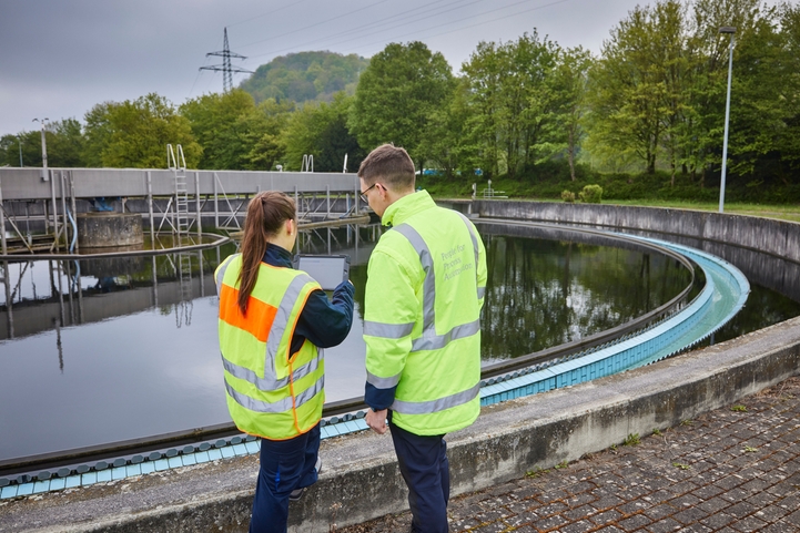 wastewater treatment plant, Bluetooth connectivity, level measurement