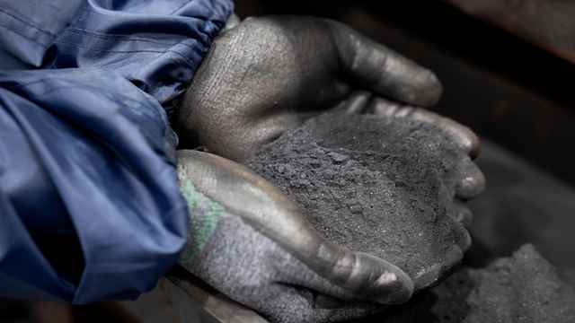 Powder used in battery construction